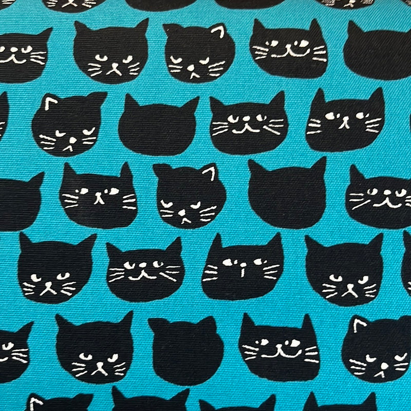 TEAL Cat Faces Oxford Cotton from Hishiei